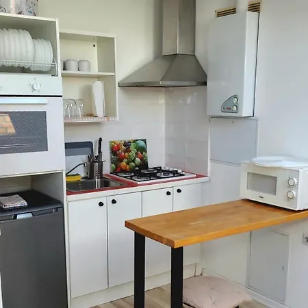 Golden Middle Point - Location In Daire